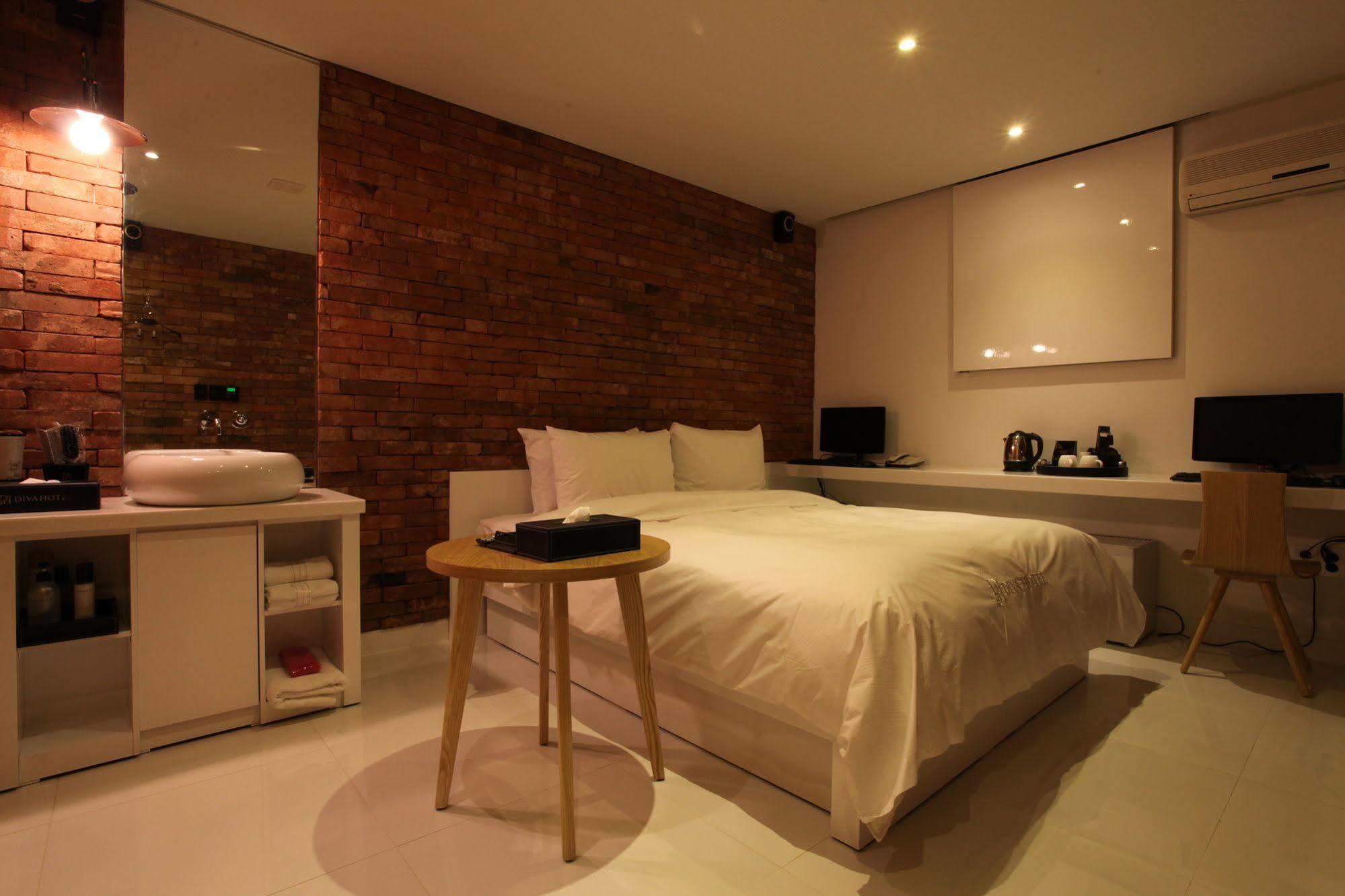 Diva Hotel Сеул Экстерьер фото