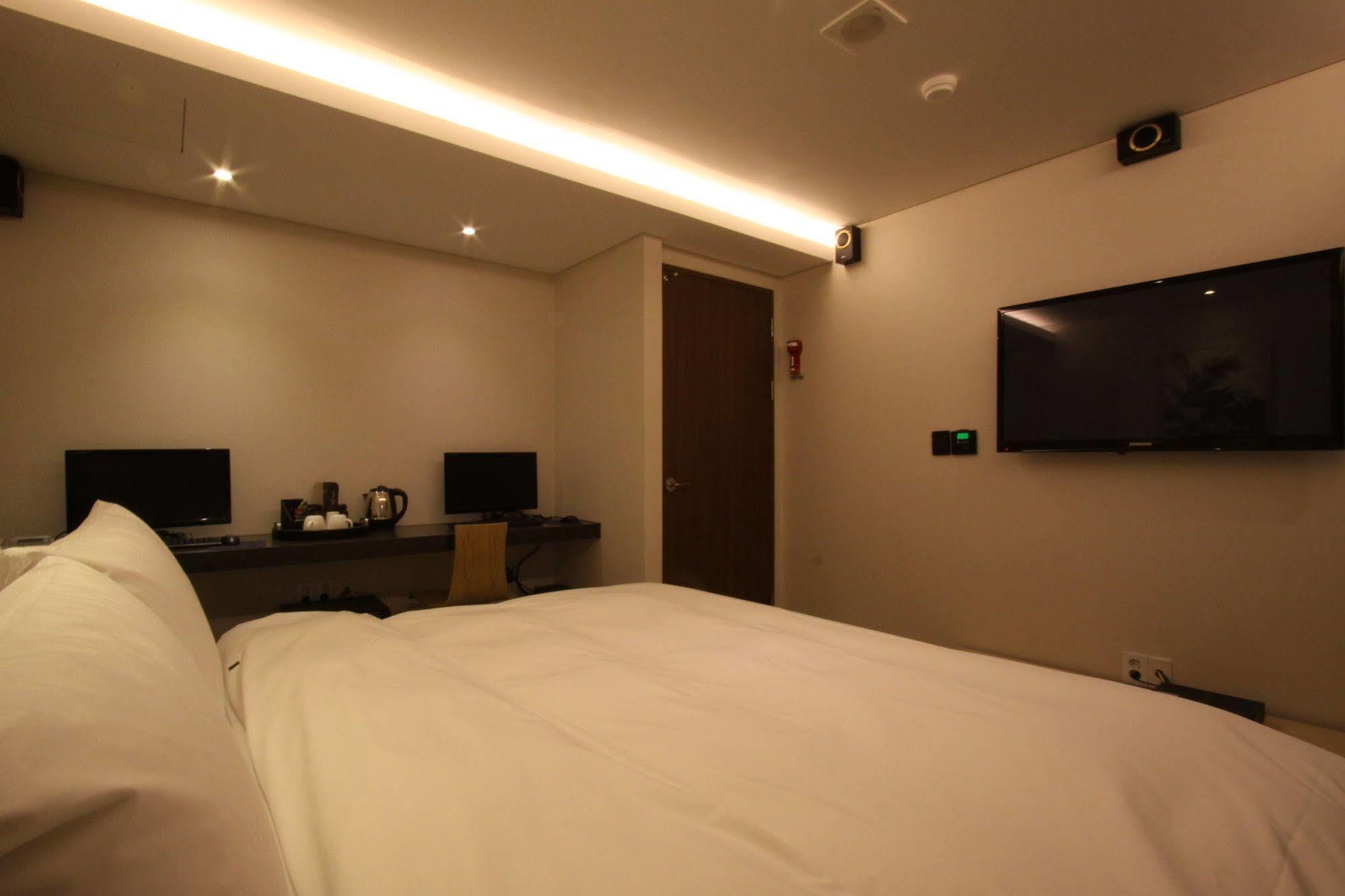 Diva Hotel Сеул Экстерьер фото
